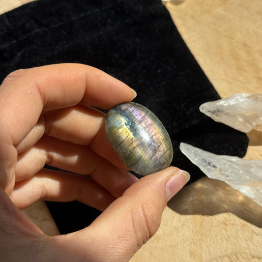 Labradorit Cabochon ~ 19A