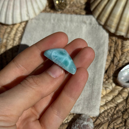 Larimar Cabochon ~ BB33