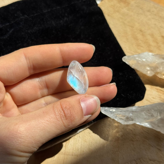 Regenbogen Mondstein /Weißer Labradorit Cabochon ~ 11CCJ