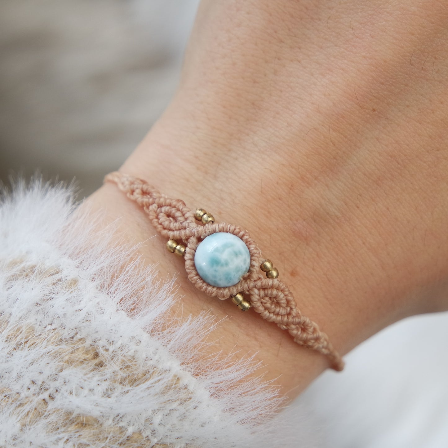 9mm Larimar Makramee Armband