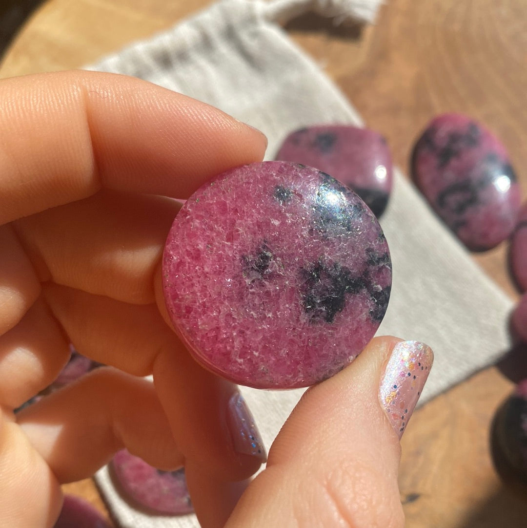 Rhodonit Cabochon ~ 19AF