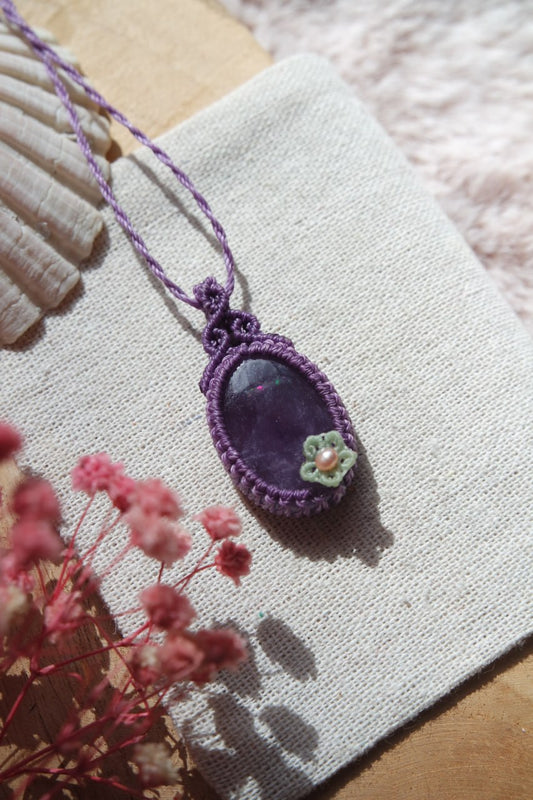 Amethyst Blumen Makramee Kette