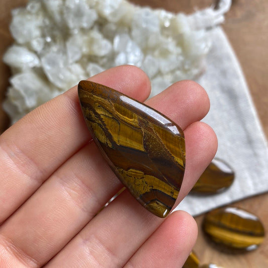 Tigerauge Cabochon ~ TD
