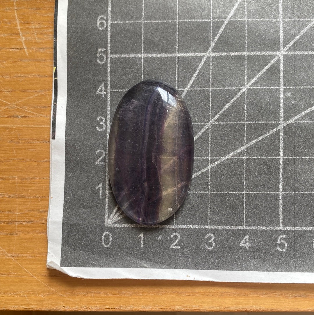Fluorit Cabochon AB