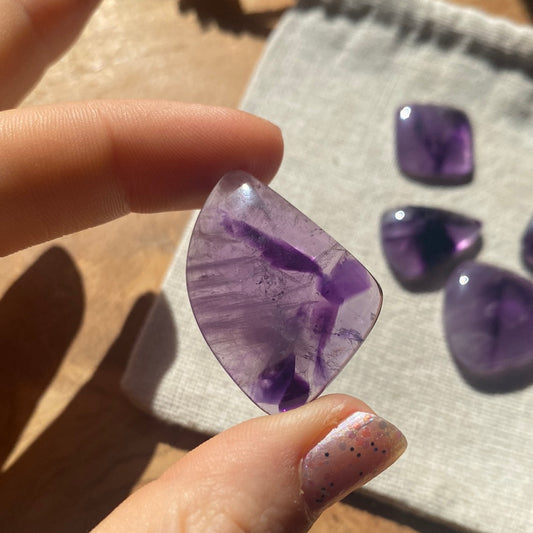 Amethyst Cabochon ~ 10MK