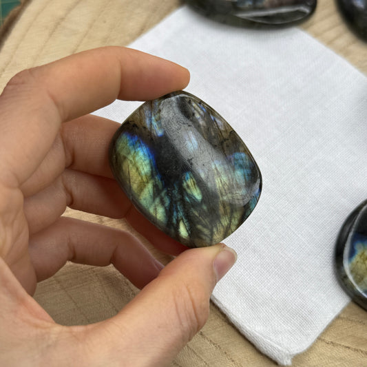 Labradorit Cabochon ~ 15FB