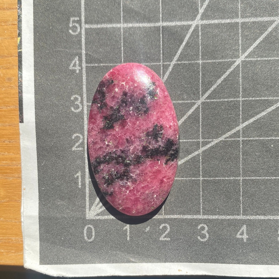 Rhodonit Cabochon ~ 17AL