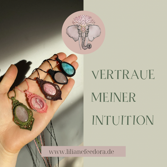 100% Intuitiv Amulett