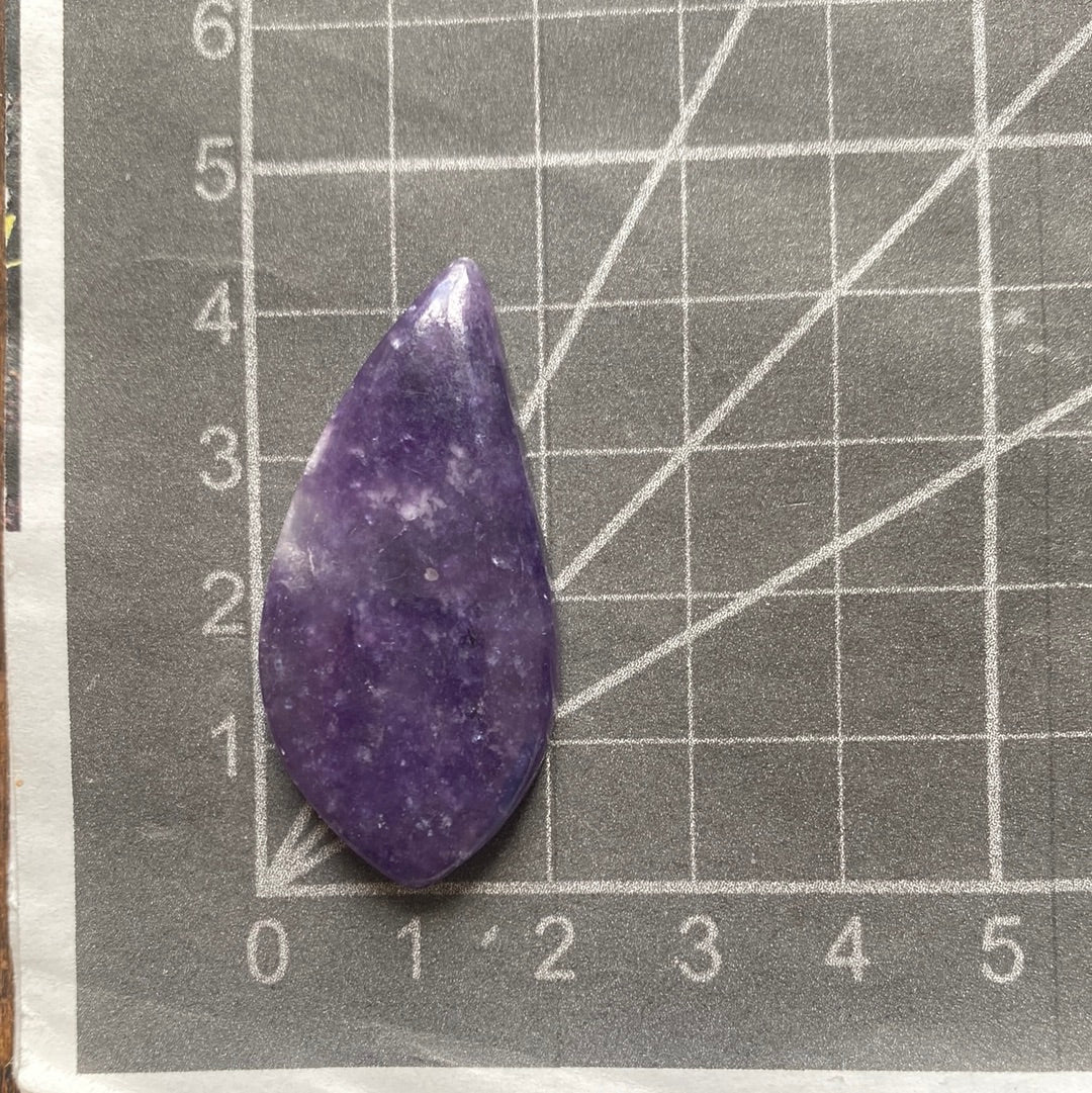 Lepidolit Cabochon ~ 8AR