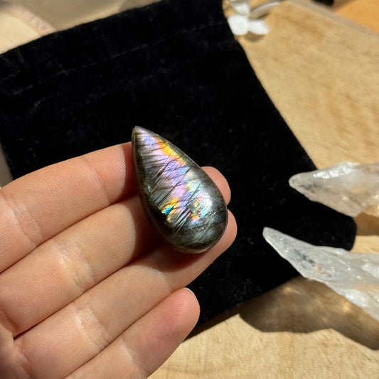 Labradorit Cabochon ~ 19T