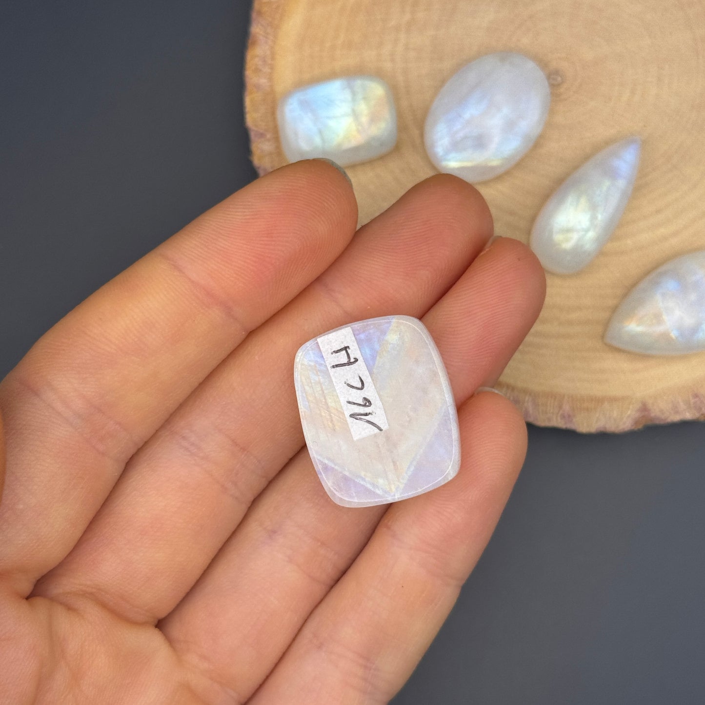 Regenbogen Mondstein /Weißer Labradorit Cabochon