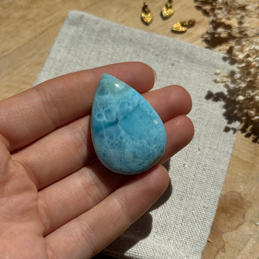 Larimar Cabochon ~ L140