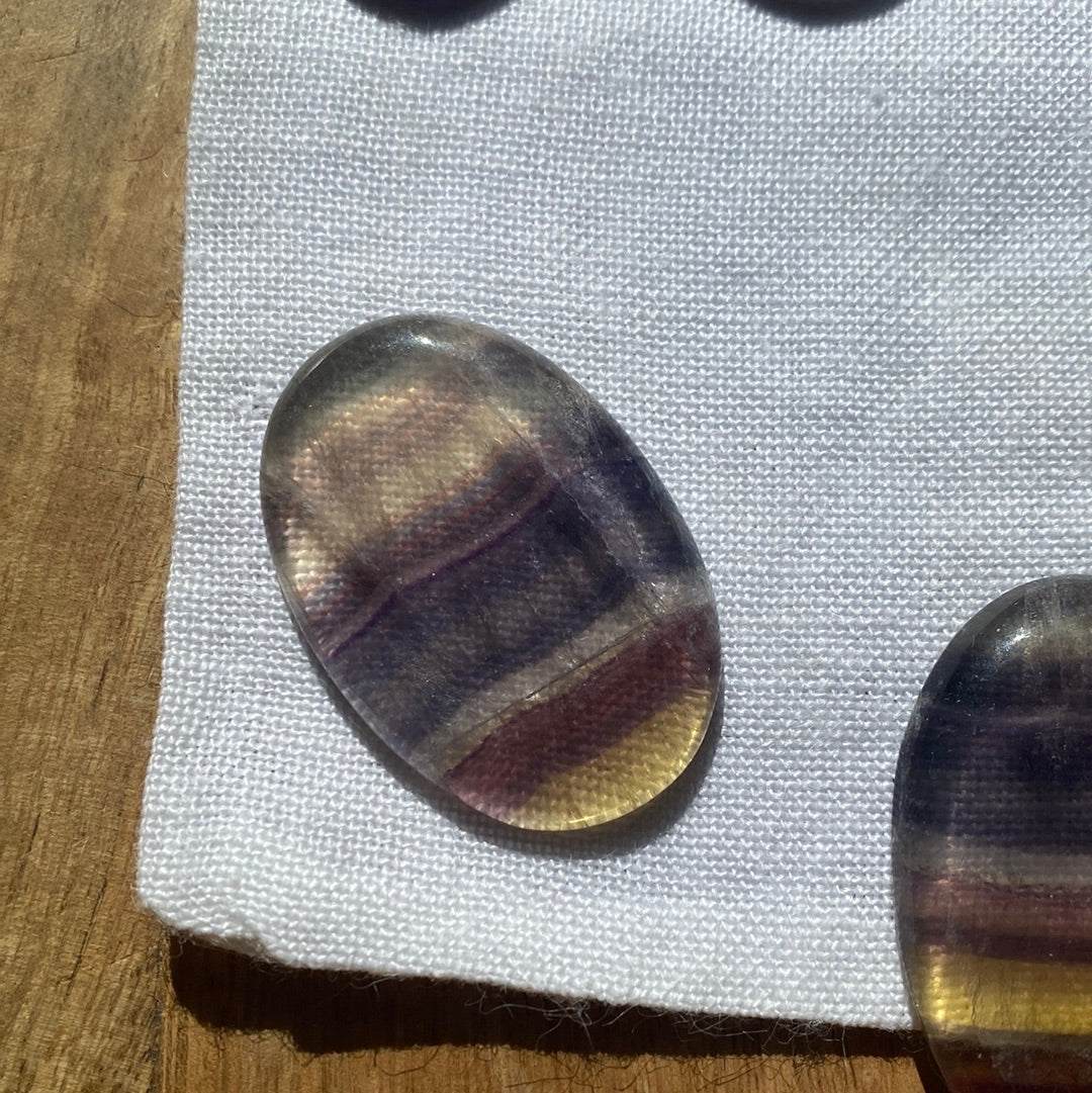 Fluorit Cabochon AA