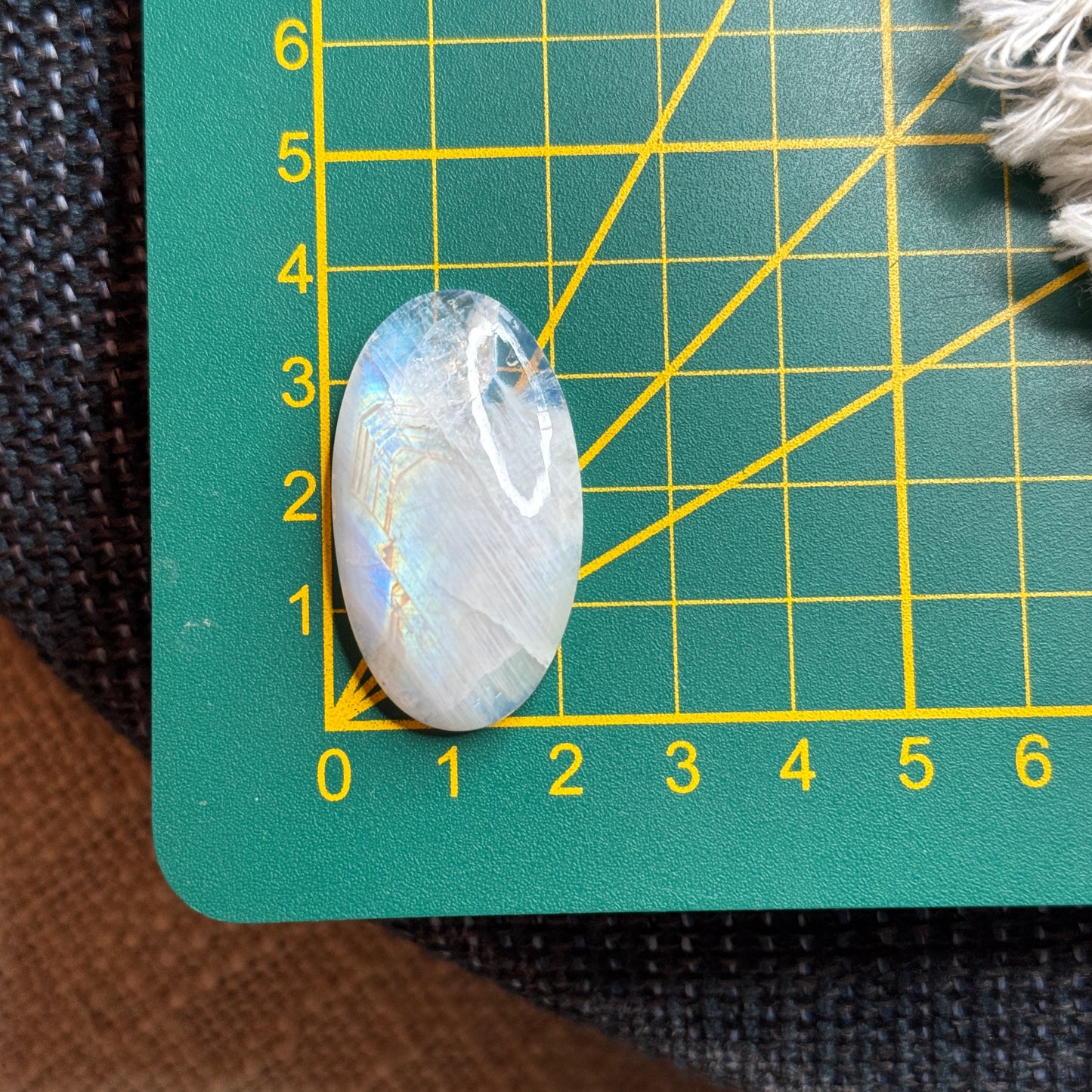 Regenbogen Mondstein /Weißer Labradorit Cabochon ~ C21