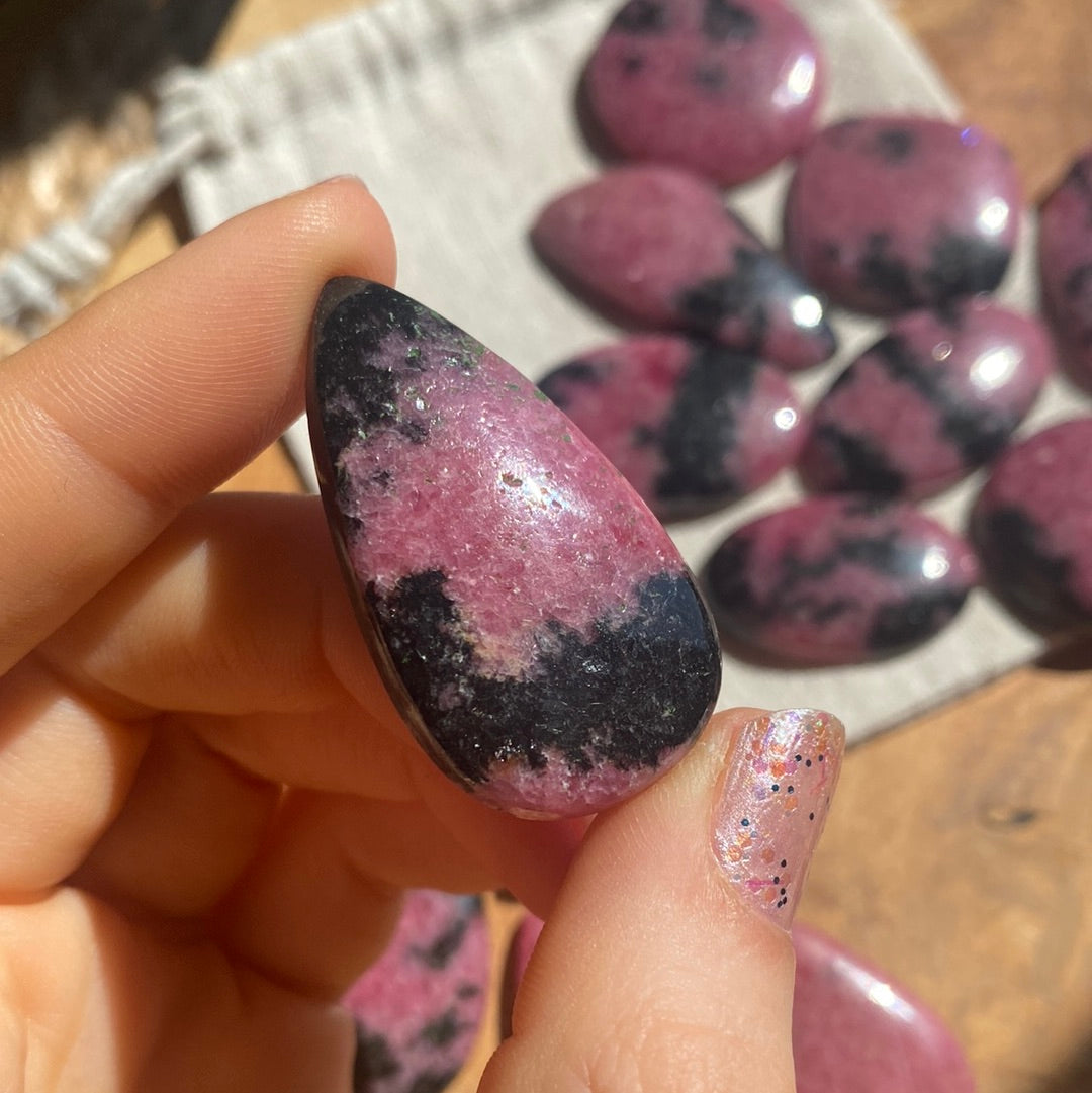 Rhodonit Cabochon ~ 13AP