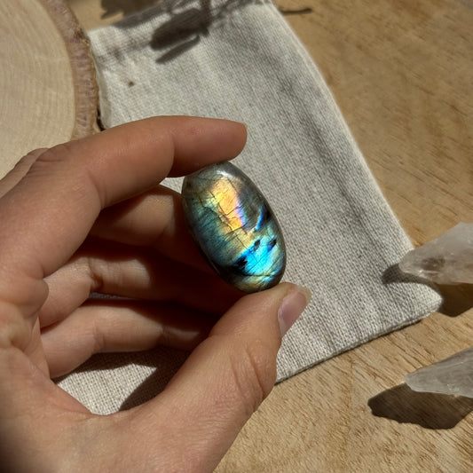 Labradorit Cabochon ~ 19D