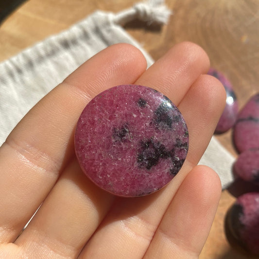 Rhodonit Cabochon ~ 19AF