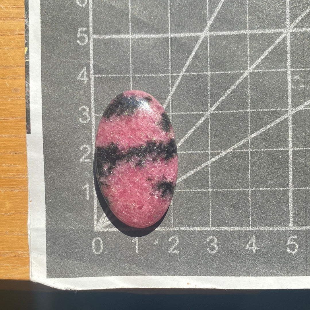 Rhodonit Cabochon AA