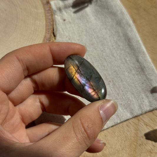 Labradorit Cabochon ~ 19B