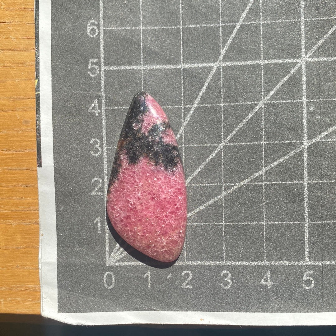 Rhodonit Cabochon ~ 13AE