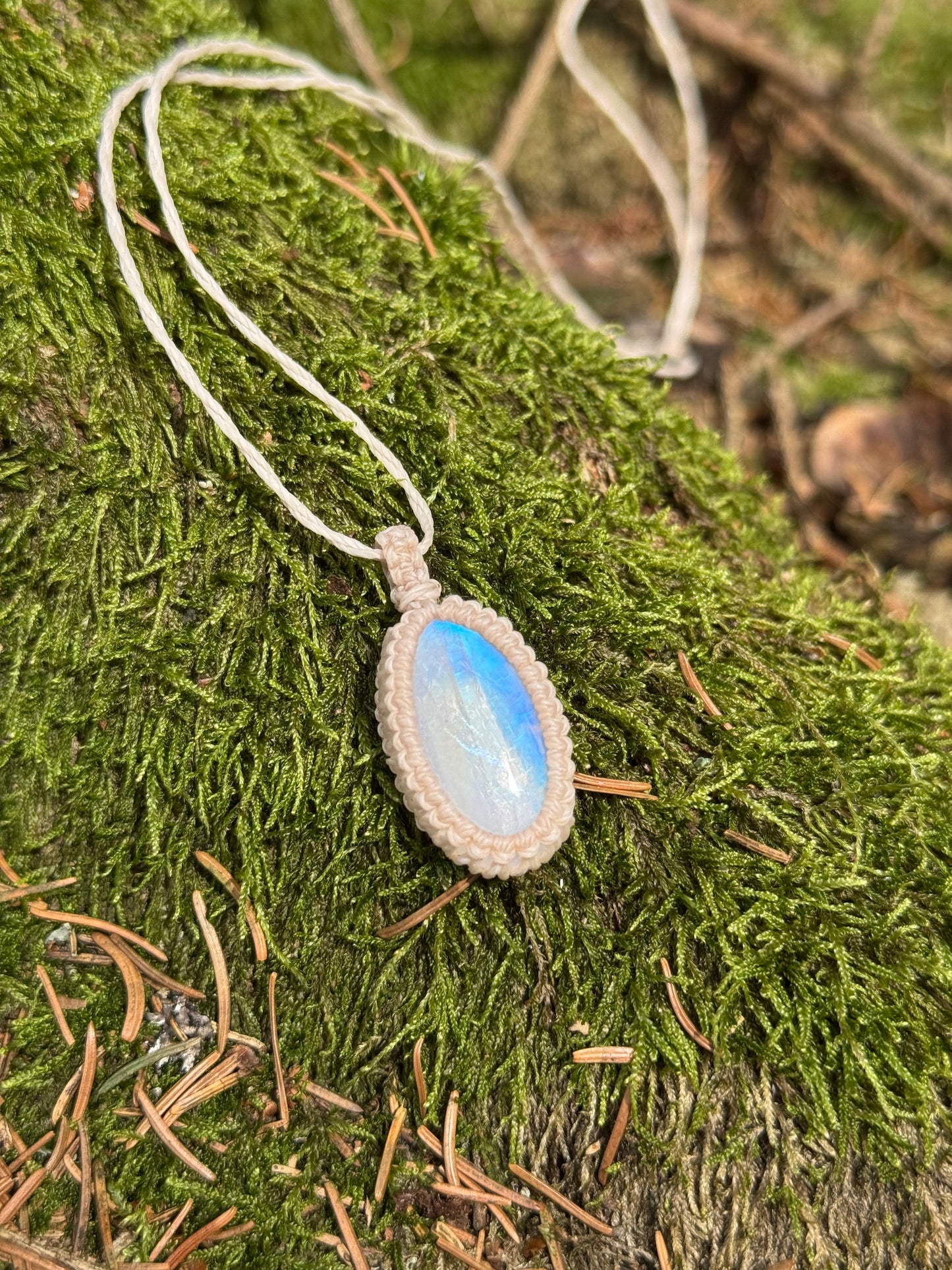 Weißer Labradorit kette ~ 35x