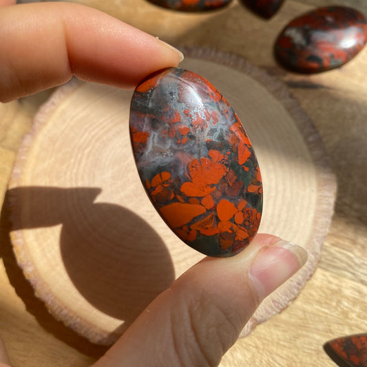 Brekzien Jaspis ~ 10AH