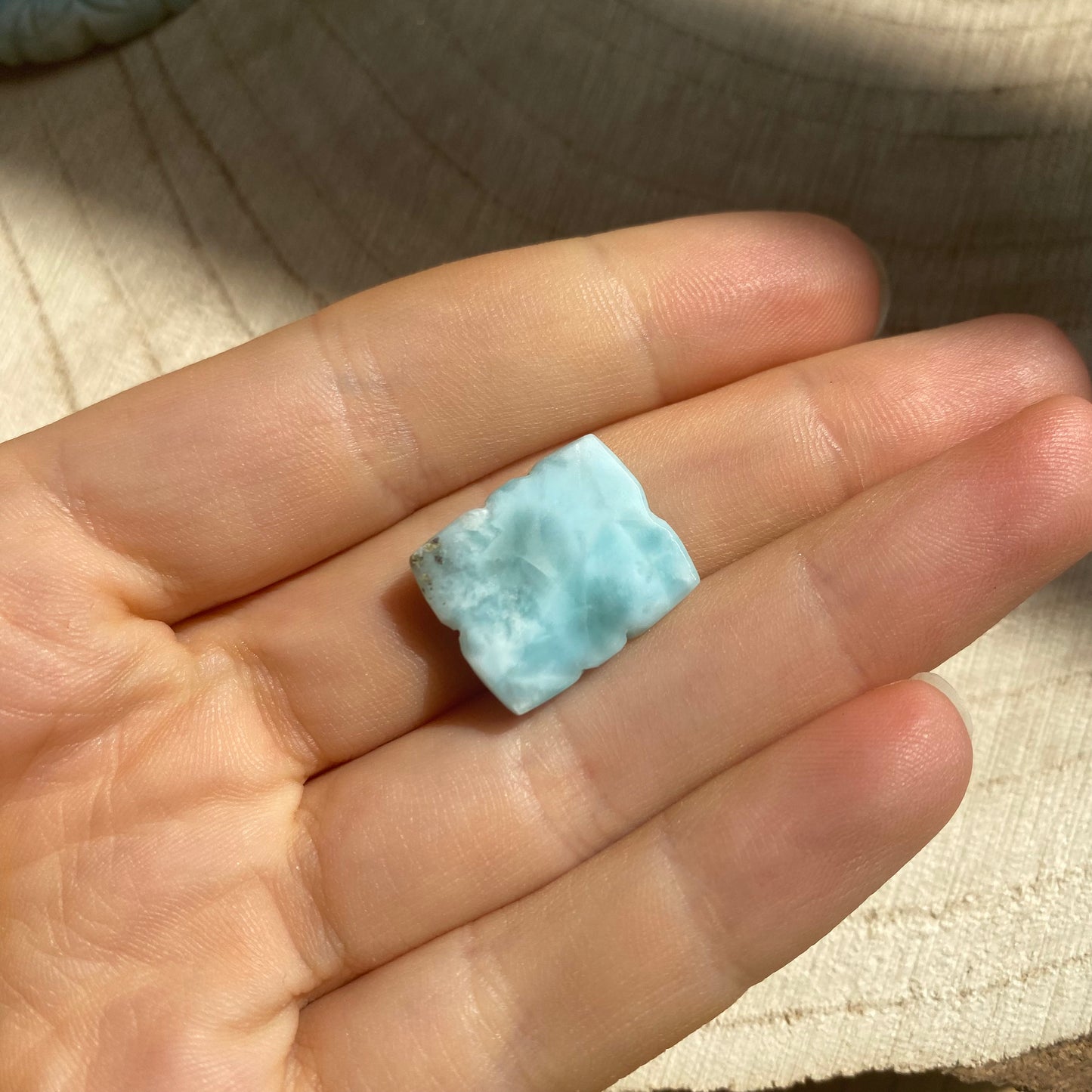 Larimar Schnitzerei Cabochon ~ 17LD