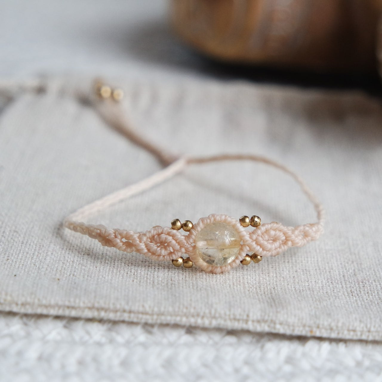 Citrin Makramee Armband