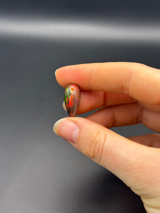 Äthiopischer Welo Opal (geräuchert) ~ Ai100