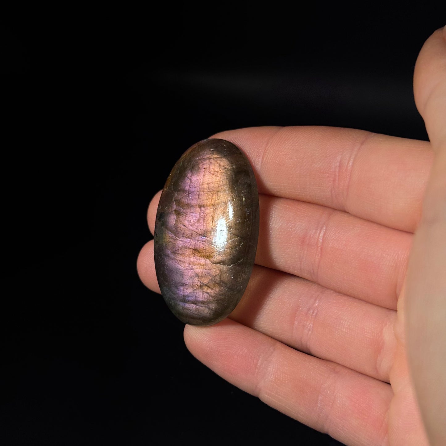 Lila Labradorit Cabochon ~ 31D