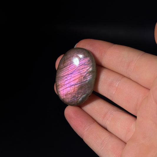 Lila Labradorit Cabochon ~ 31F