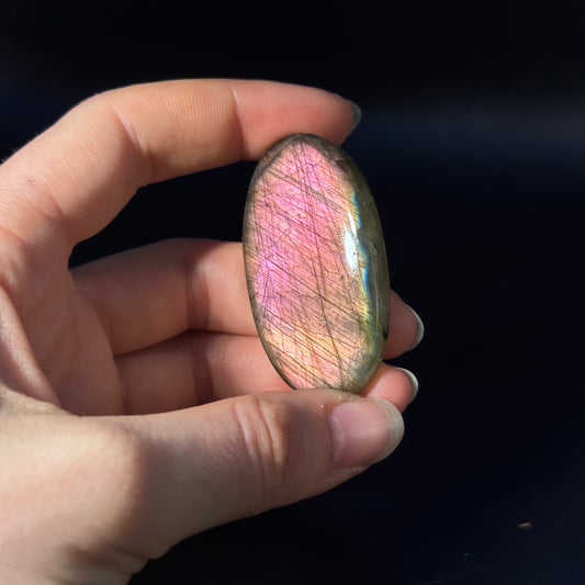 Lila Labradorit Cabochon ~ 46E