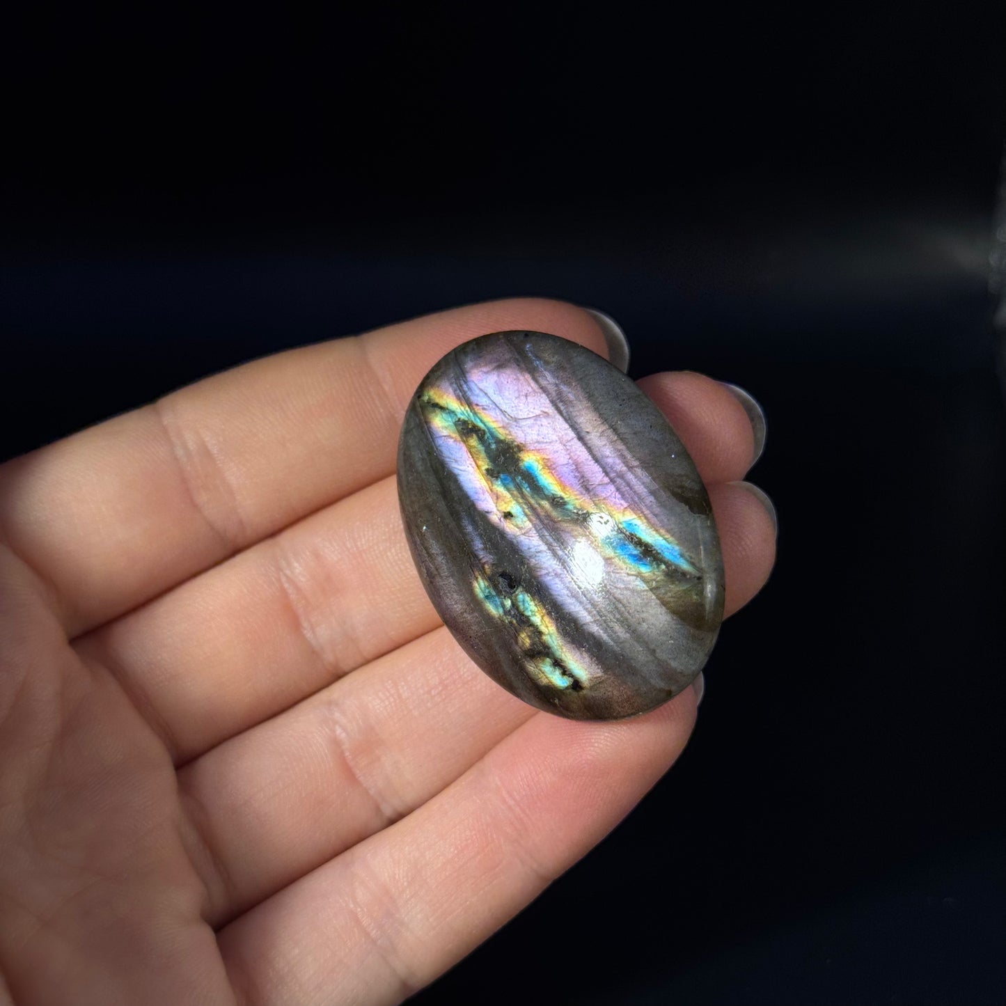 Lila Labradorit Cabochon ~ 36E