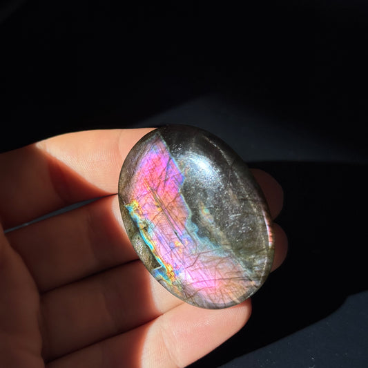 Lila Labradorit Cabochon ~ 49A