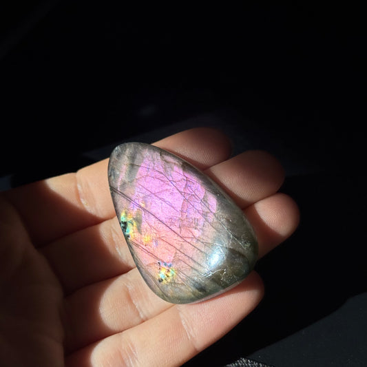 Lila Labradorit Cabochon ~ 53A