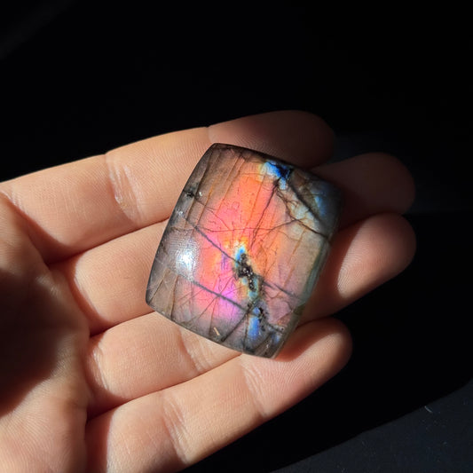 Lila Labradorit Cabochon ~ 45E