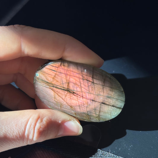 Lila Labradorit Cabochon ~ 40B