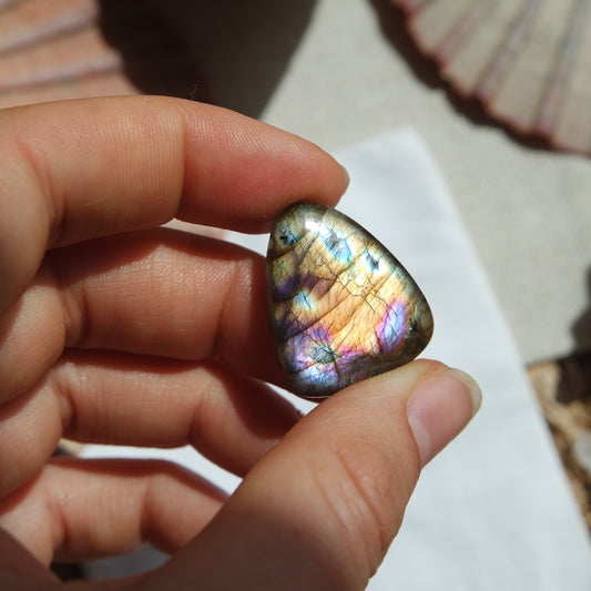 Labradorit Cabochon ~ 12ZQ