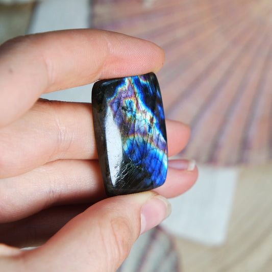 Labradorit Cabochon ~ 22XE