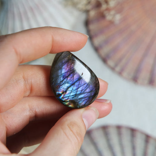 Labradorit Cabochon ~ 22XQ