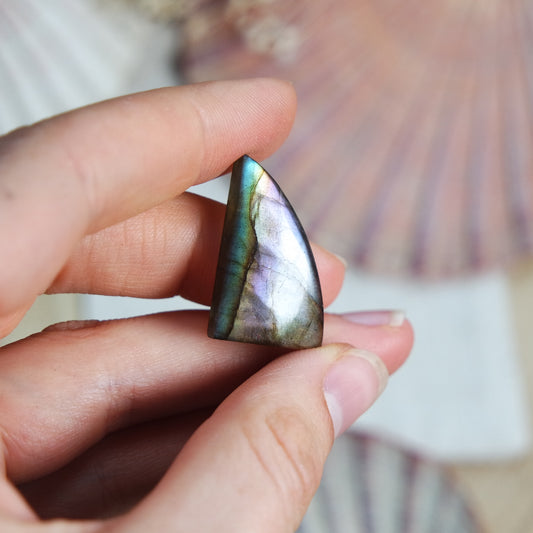 Labradorit Cabochon ~ 9XN