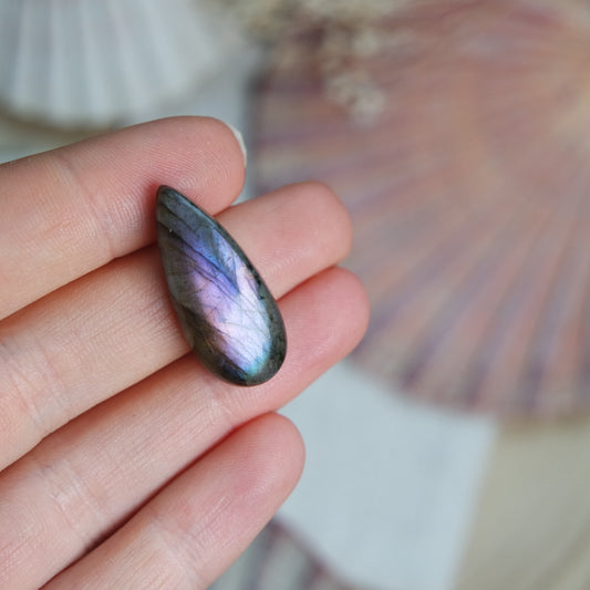 Labradorit Cabochon ~ 9XS