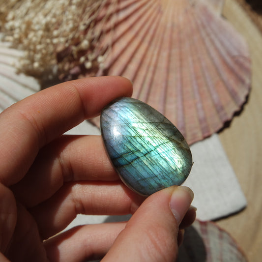 Labradorit Cabochon ~ 31XD