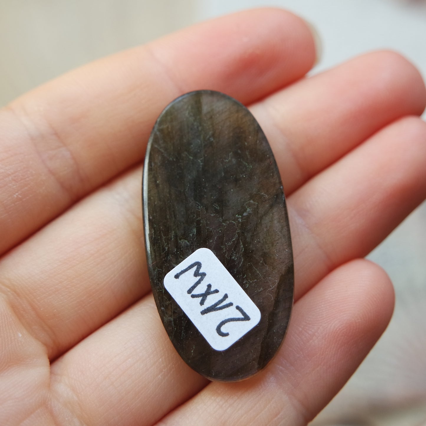 Lila Labradorit Cabochon ~ 21XW