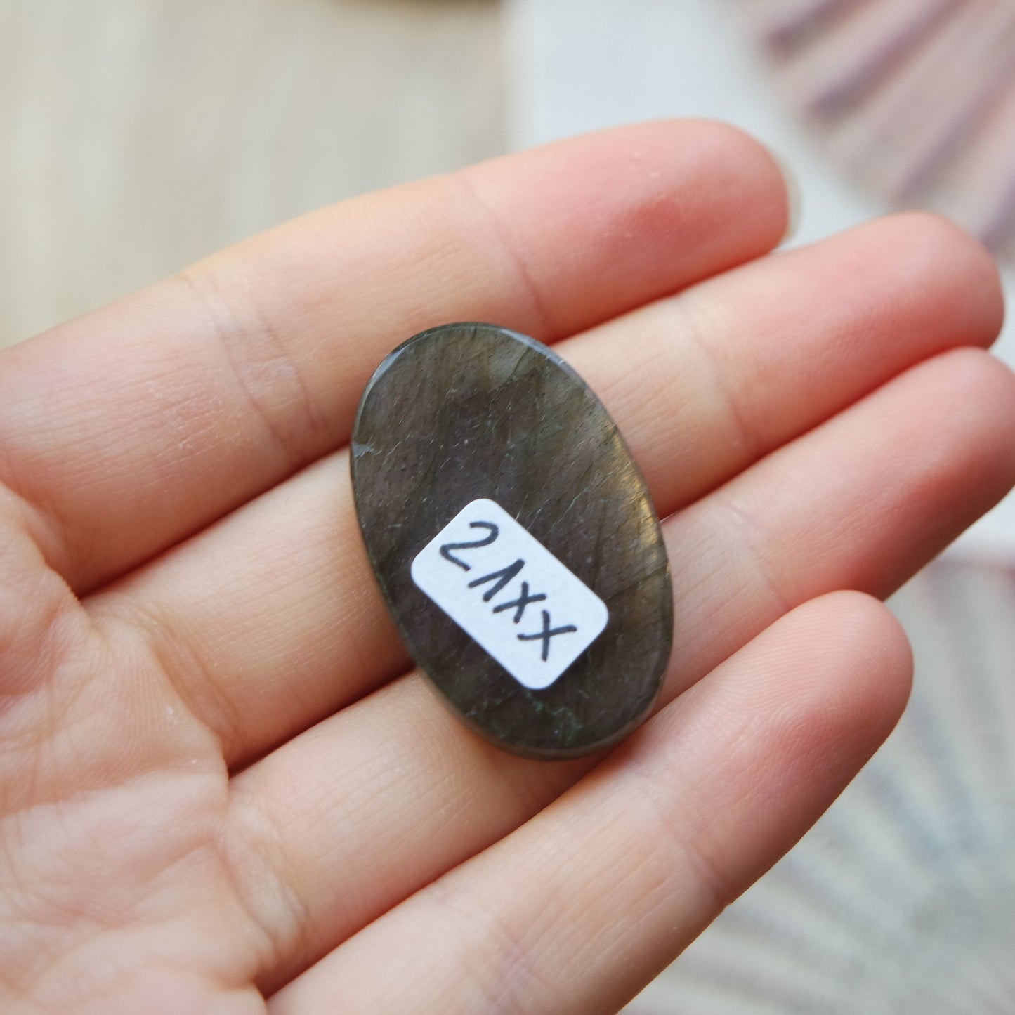 Lila Labradorit Cabochon ~ 21XX