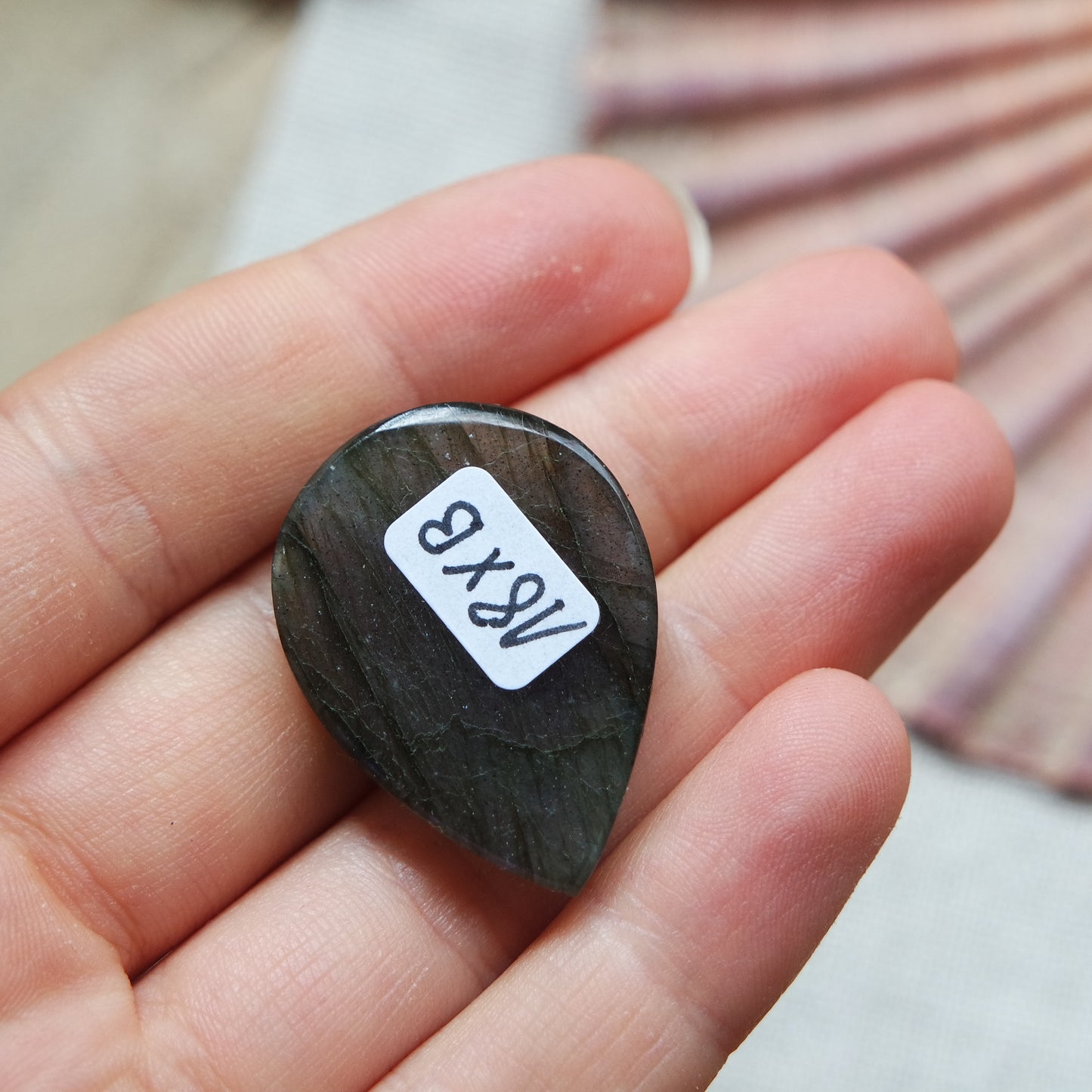 Lila Labradorit Cabochon ~ 18XB
