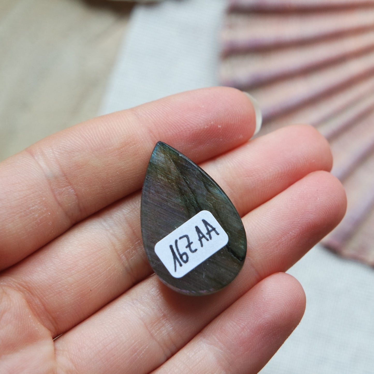 Lila Labradorit Cabochon ~ 16ZAA