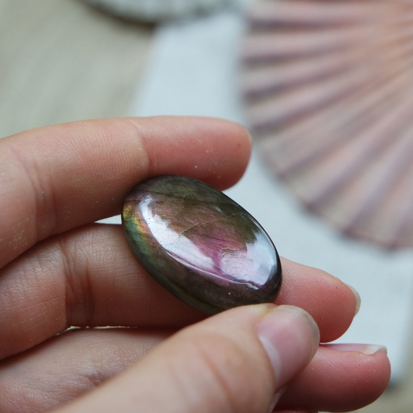 Lila Labradorit Cabochon ~ 16ZE