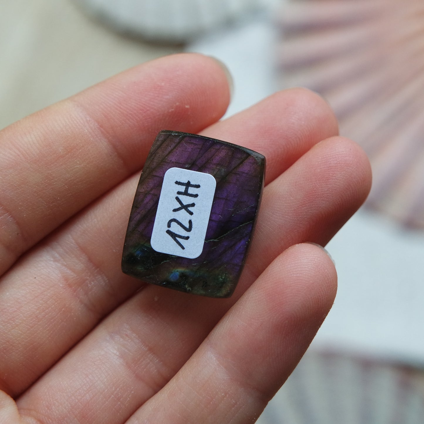 Lila Labradorit Cabochon ~ 12XH