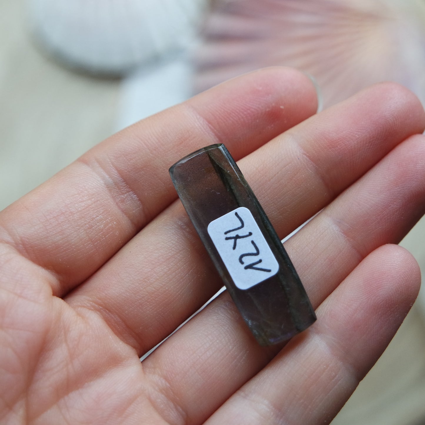 Lila Labradorit Cabochon ~ 12YL
